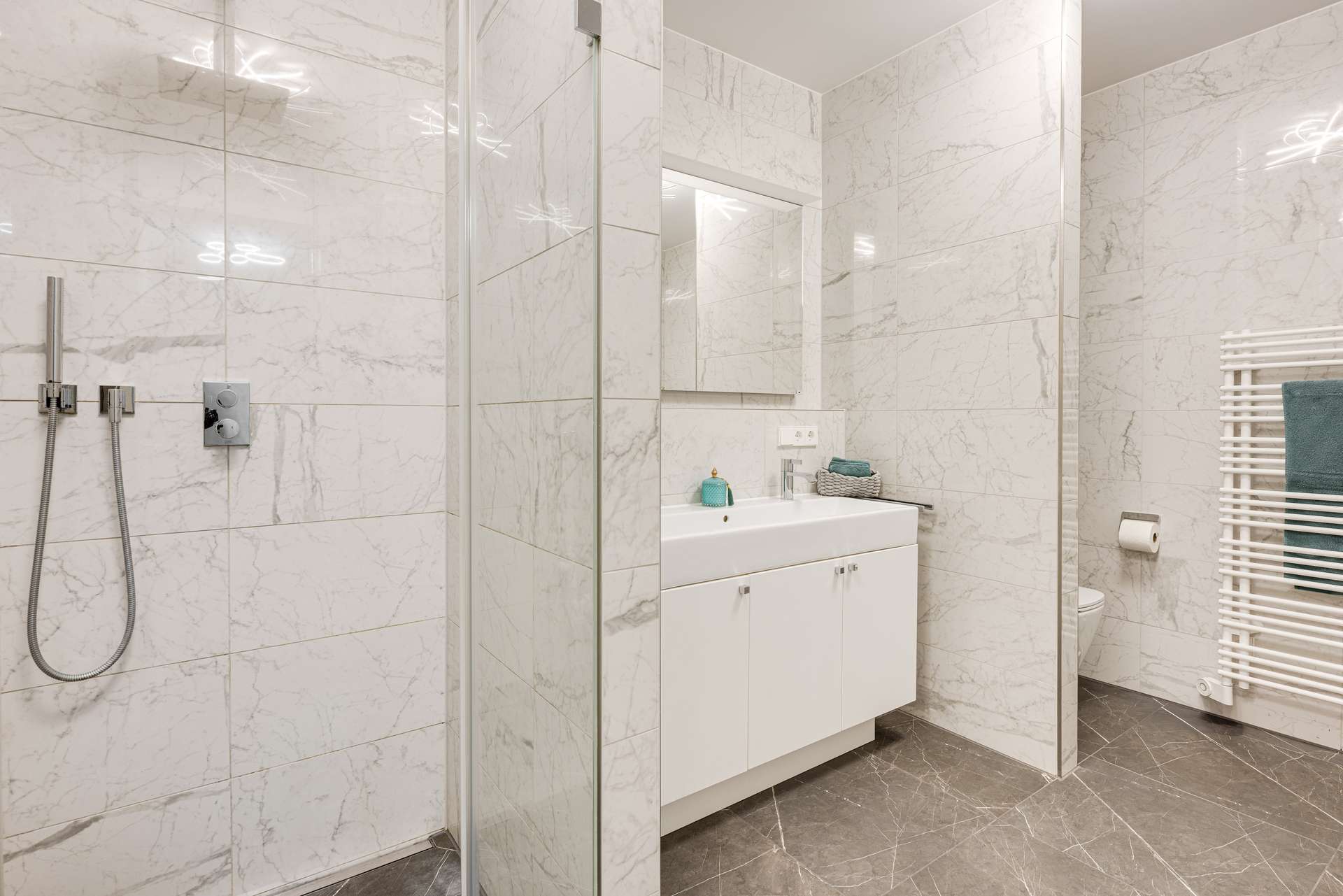 Topadresse für höchste Ansprüche : Design und Qualität in Perfektion - Badezimmer