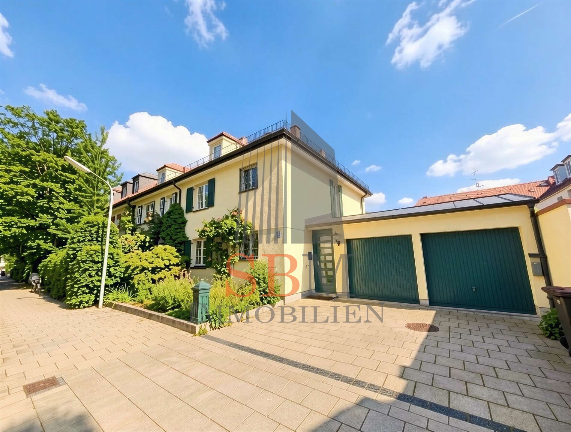 Repräsentative Büroeinheit mit Altbau-Charakter in Nymphenburg - Bild