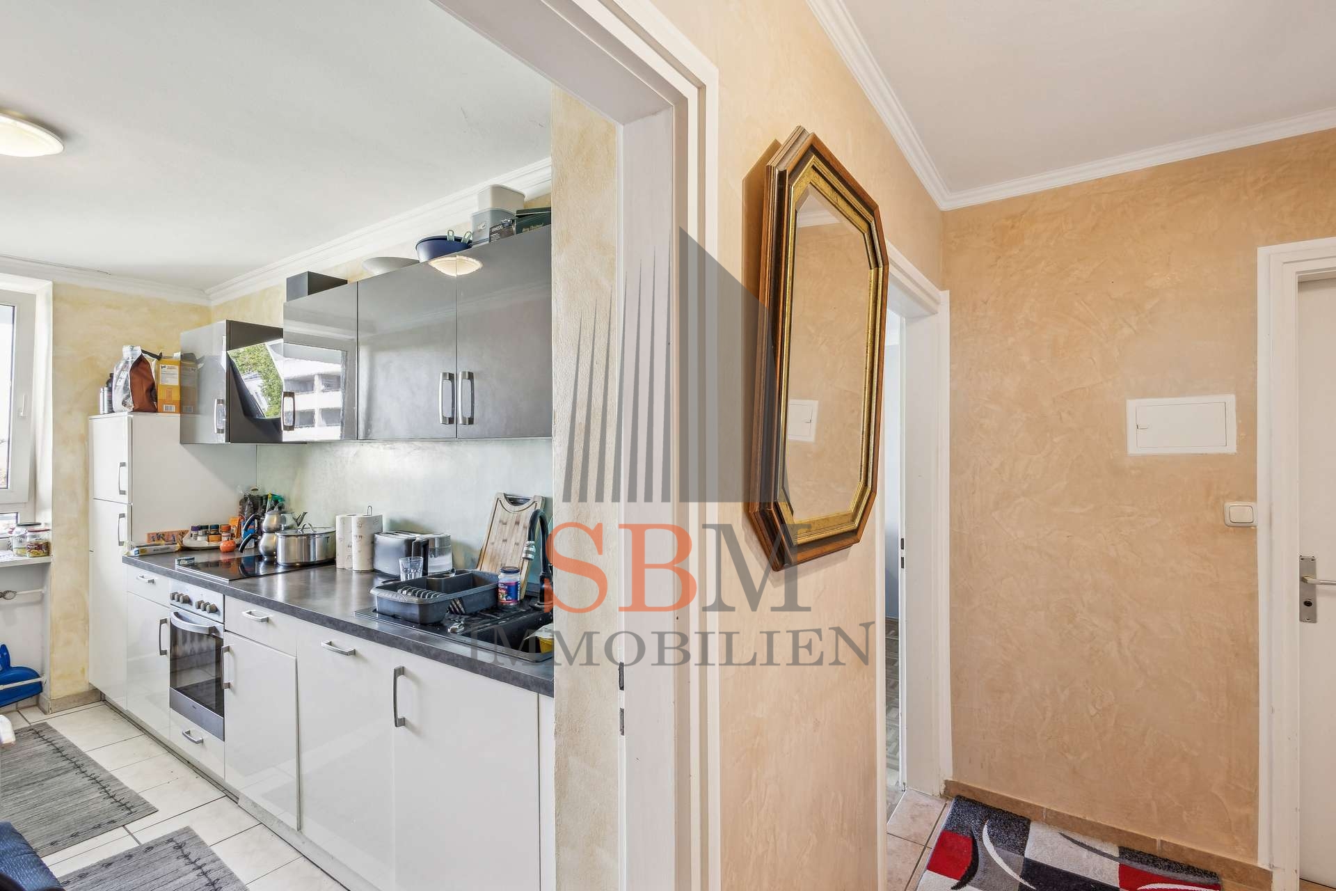 Vielseitiges Investment in Aubing: 3-Zi.-Wohnung mit Weitblick – ideal für Anleger oder Eigennutzung - Küche