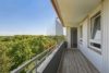 Vielseitiges Investment in Aubing: 3-Zi.-Wohnung mit Weitblick – ideal für Anleger oder Eigennutzung - Balkon