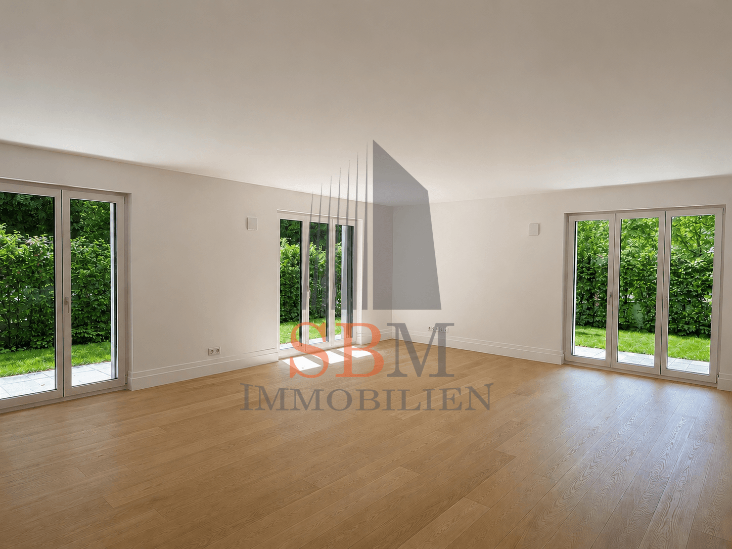 Ein Solitär! Der Zenit des Wohnens: hochkarätige 3-Zi.-Gartenwohnung in Alt-Bogenhausen - Wohnzimmer