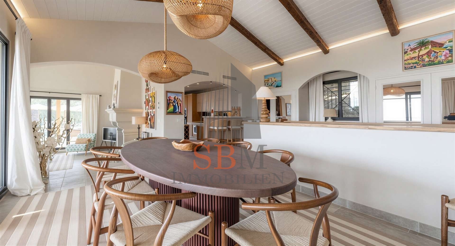 Exclusive Villa in Roquebrune-Cap-Martin mit fantastischem Ausblick und Pool - Wohnzimmer